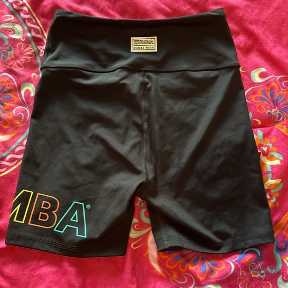 Zumba Vibrant Biker Shorts - Picture 2 of 7